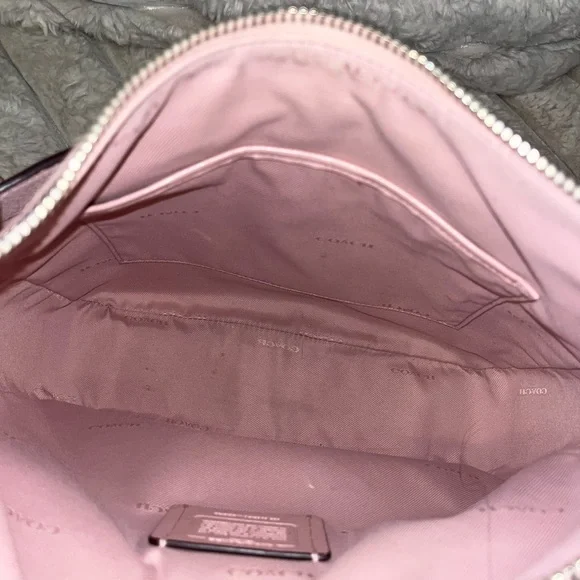 Coach Women's Ellie File Top Zip Crossbody Bag in Pebbled Leather (Lilac) - Picture 7 of 8